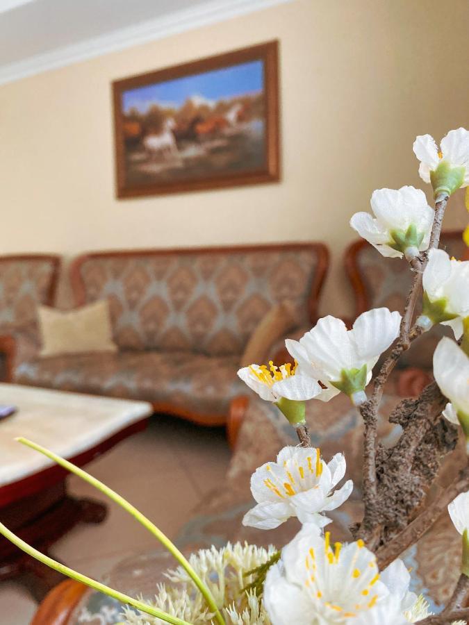 Nomad Hotel アスターナ エクステリア 写真