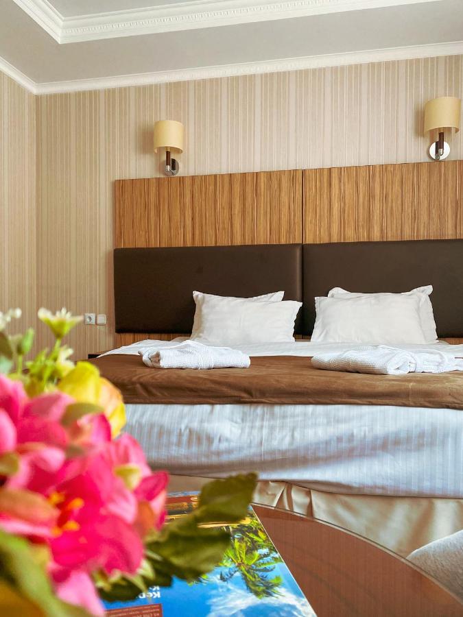 Nomad Hotel アスターナ エクステリア 写真