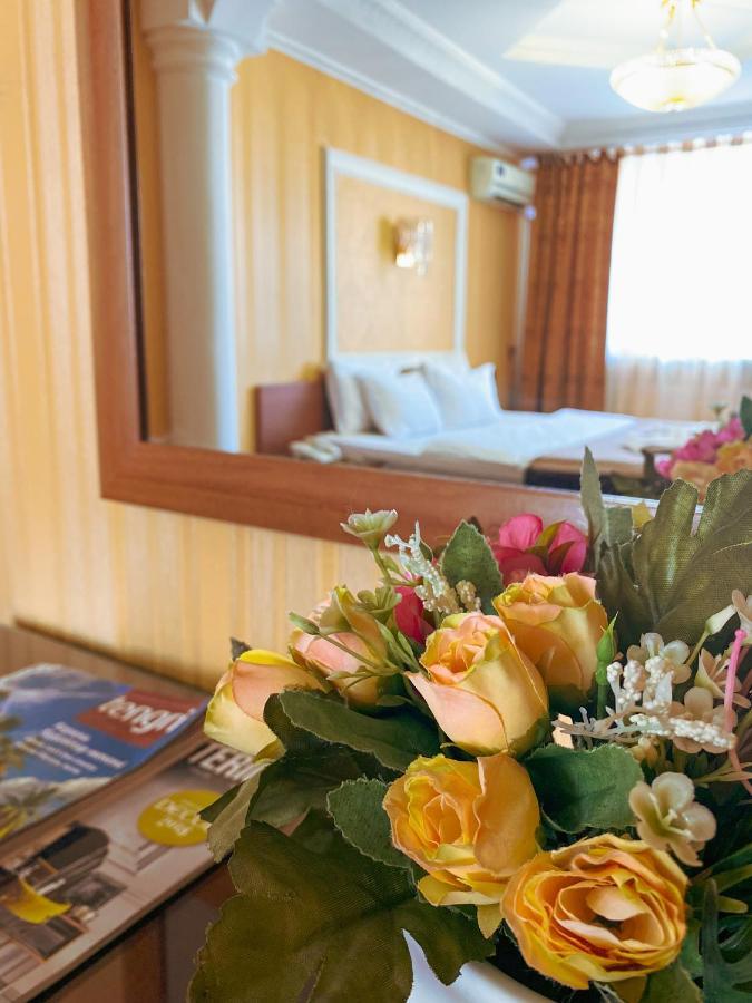 Nomad Hotel アスターナ エクステリア 写真