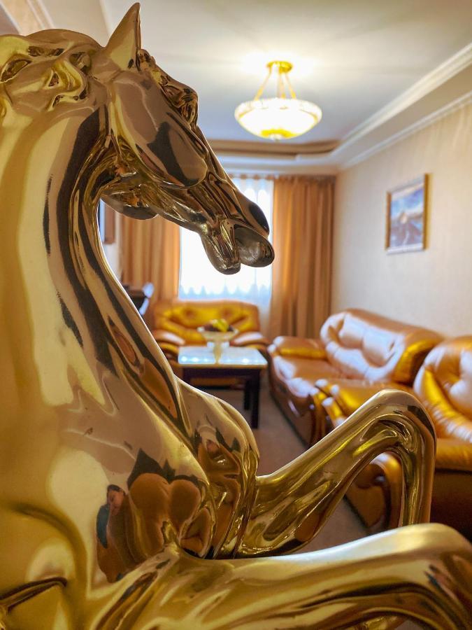 Nomad Hotel アスターナ エクステリア 写真