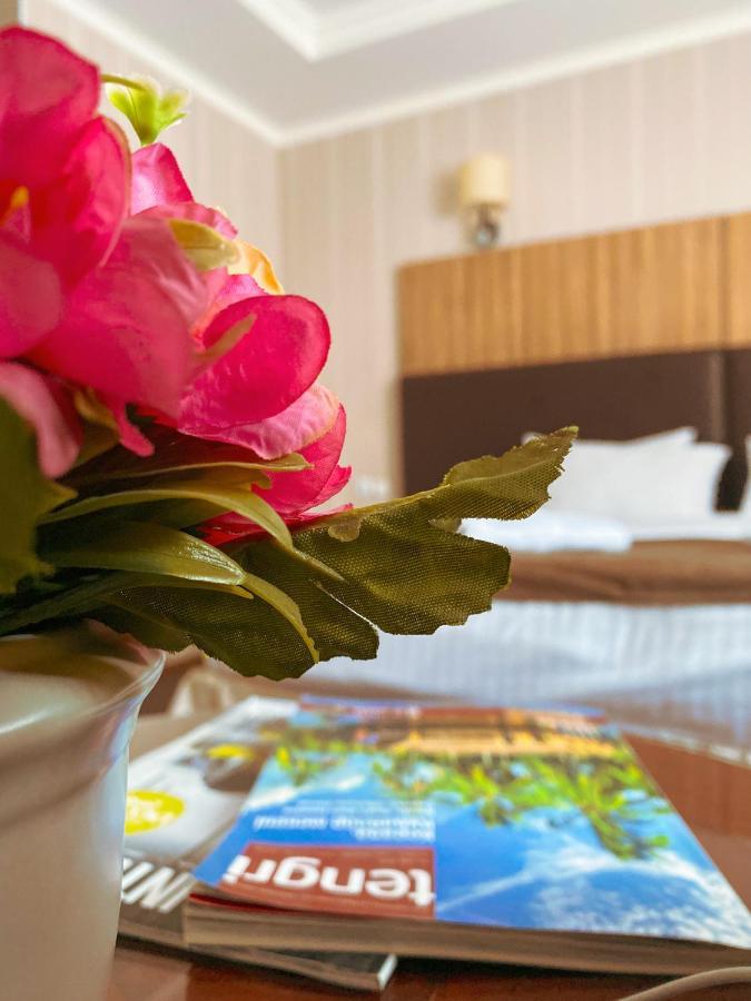 Nomad Hotel アスターナ エクステリア 写真